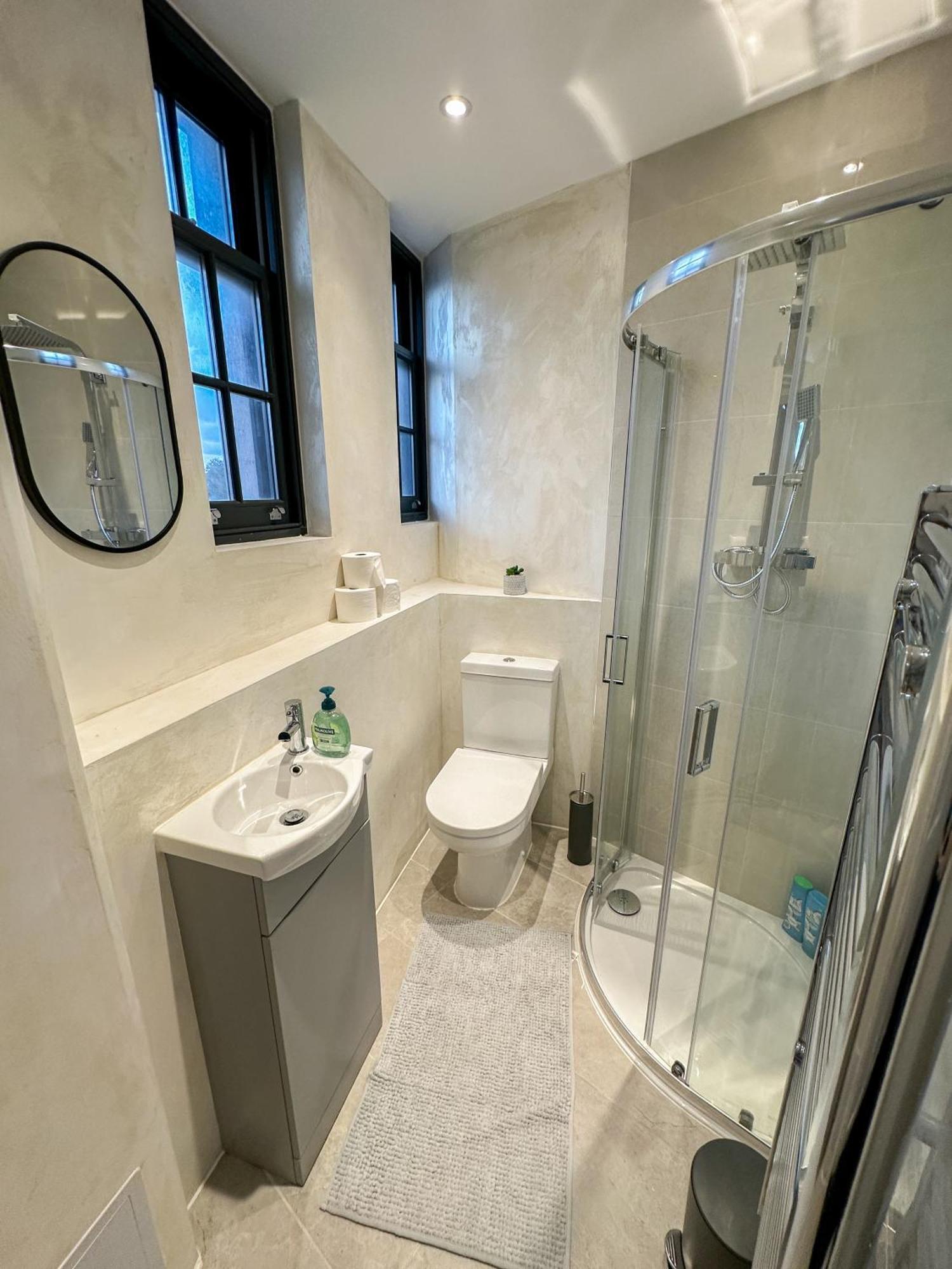 1-Bedroom Apartments In Shoreditch, Old Street, Hoxton London Exterior photo